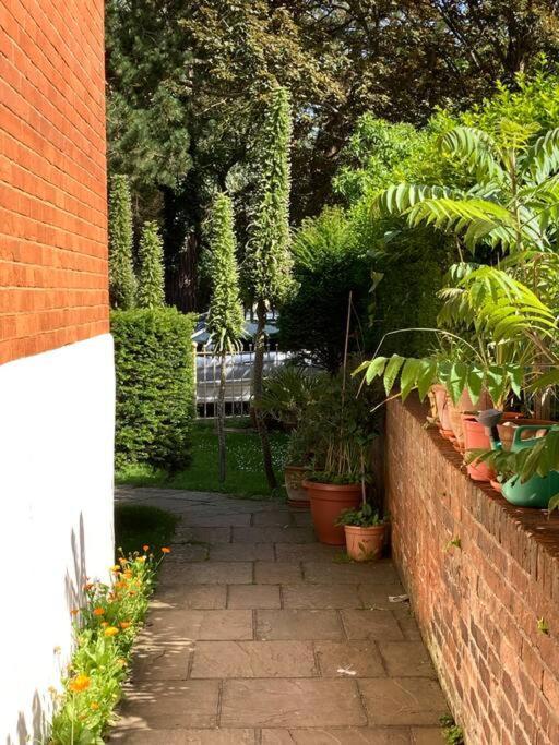 Lepine- Holiday Apartment In Sunny Folkestone Eksteriør bilde